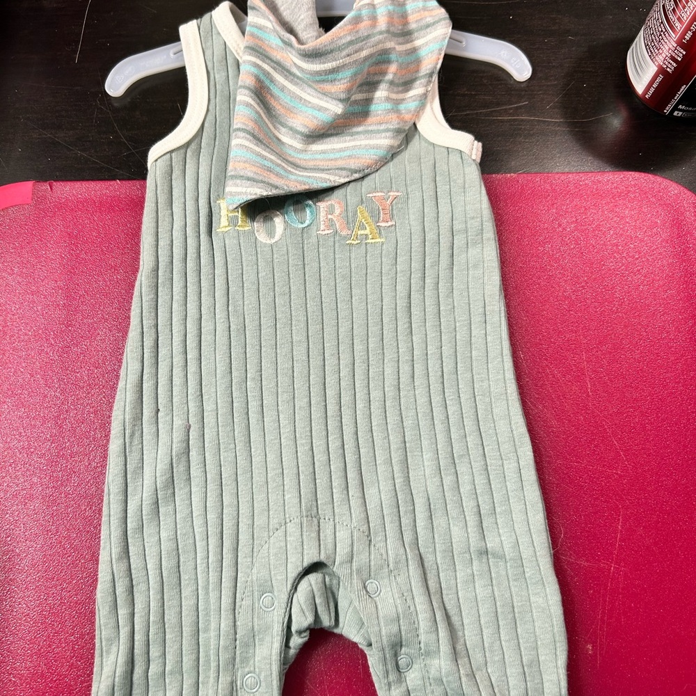 Hop Outfit 0-3‎ Months New